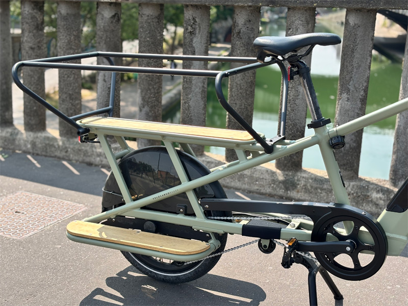 Siège enfant et passager arrière du vélo cargo r500e btwin Decathlon